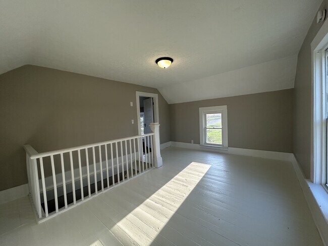 Building Photo - 6640 E Carson City Rd