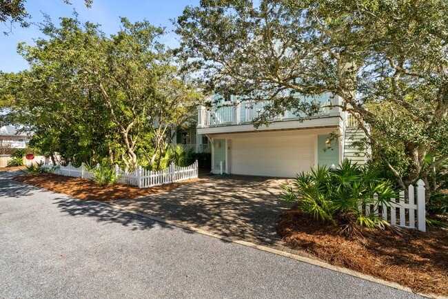 Building Photo - 10 Boardwalk Ln