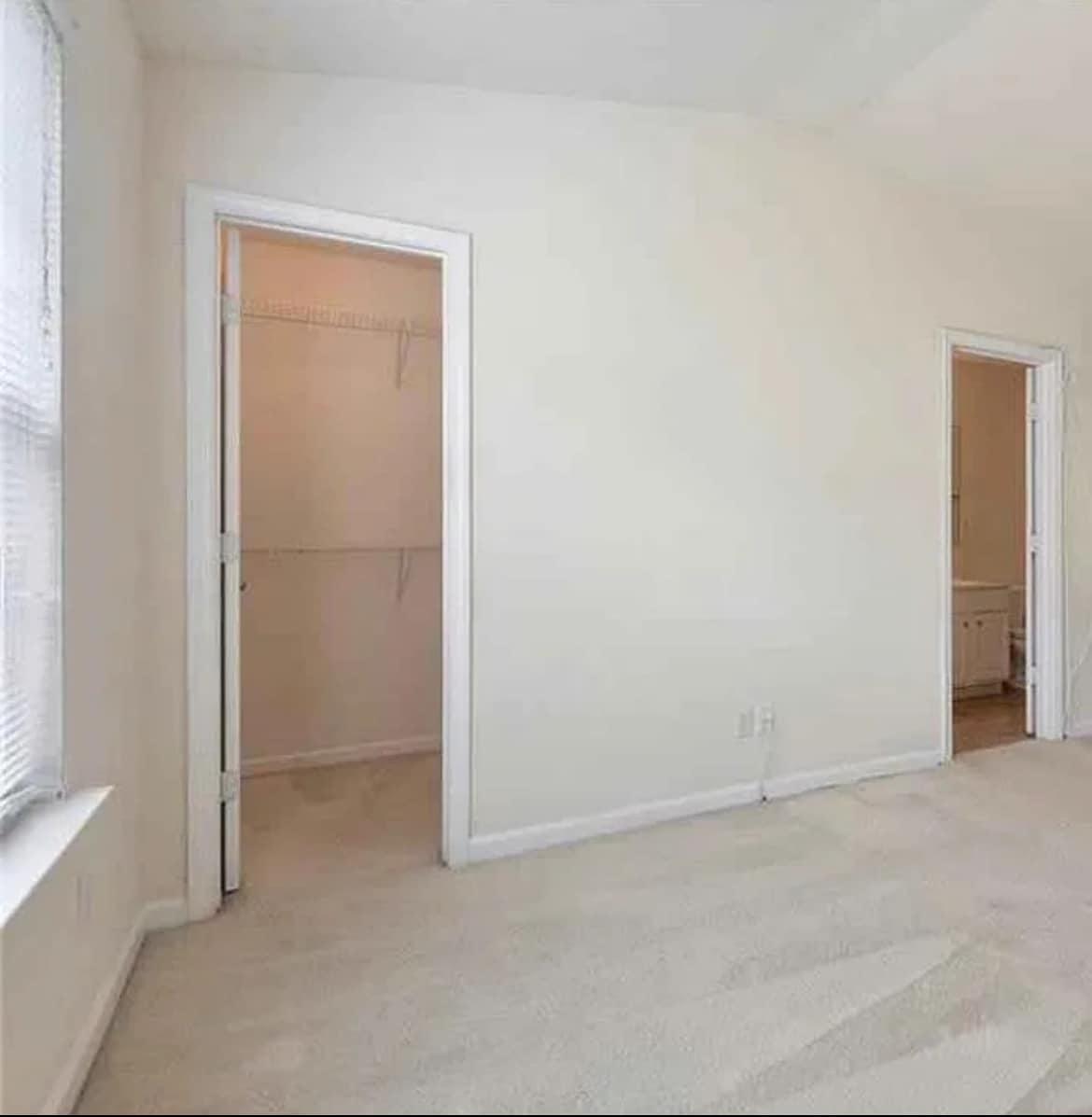 Building Photo - 769 Crestwell Cir SW