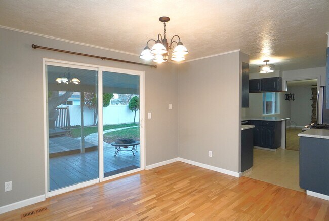 Building Photo - 9594 W Telfair Dr