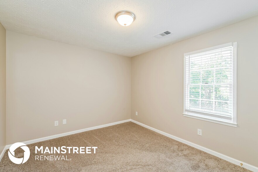 Building Photo - 2871 Quinbery Dr