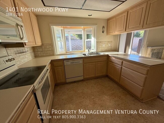 Building Photo - 1401 Northwood Pkwy