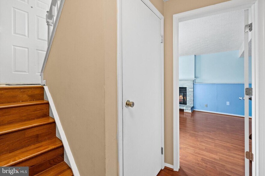 Building Photo - 8469 Rippled Creek Ct