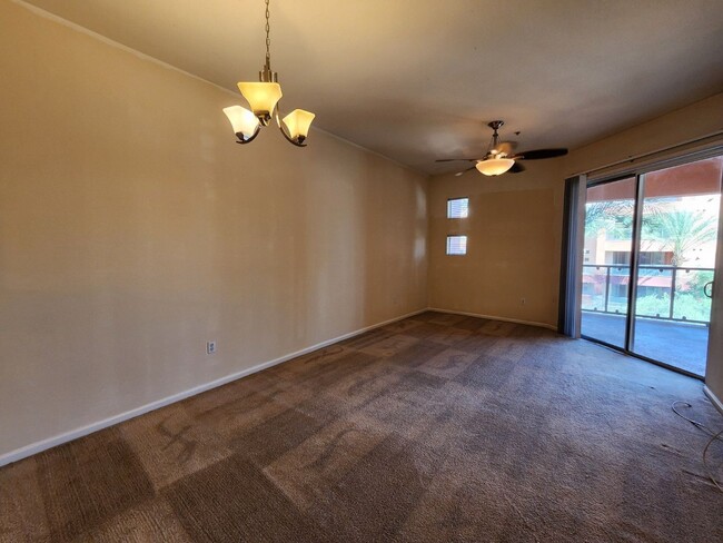 Building Photo - Luxury 1 bedroom condo unit on the 3rd Floor just off the "South LV Strip"