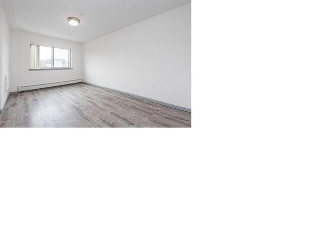Building Photo - 14-45 31st Ave