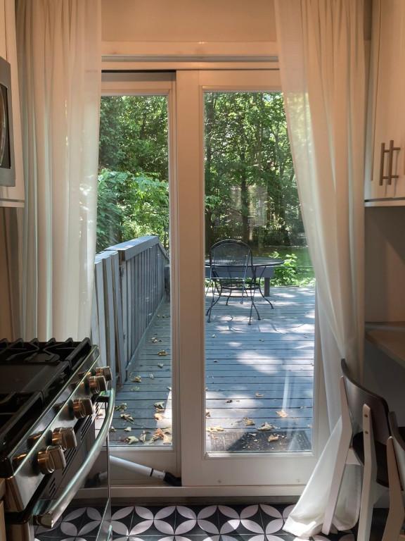 Building Photo - 2 bedroom in SUNNYSIDE NY 11104