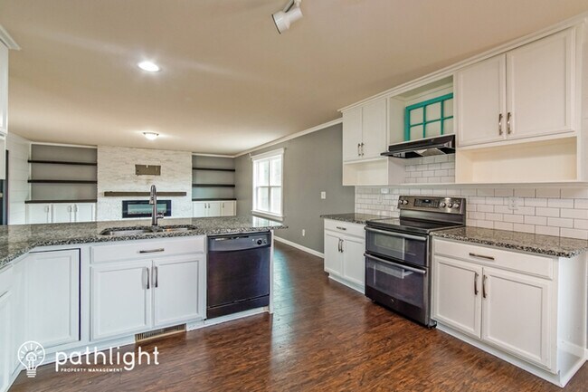 Building Photo - 307 Sequoia Drive, Clayton, NC, 27527