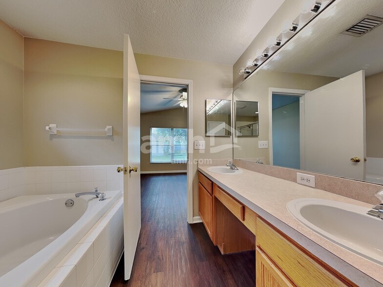 Building Photo - 5801 War Admiral Dr