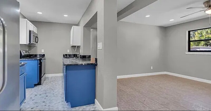 Building Photo - 22 Adkinson Dr