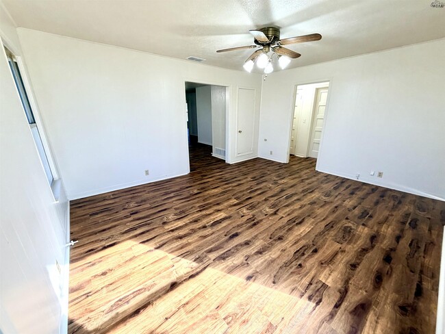 Building Photo - 157 FM 3393