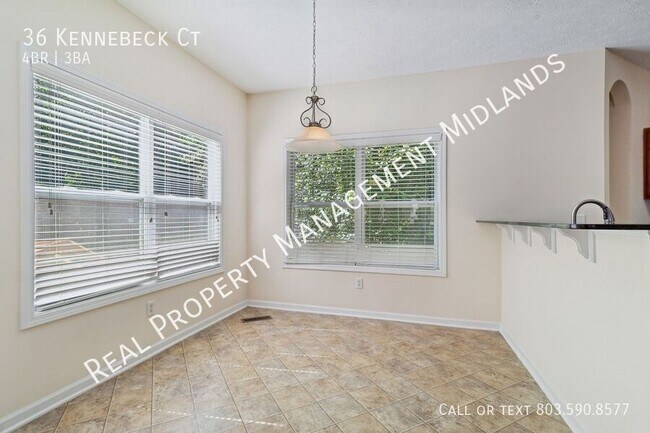 Building Photo - 36 Kennebeck Ct