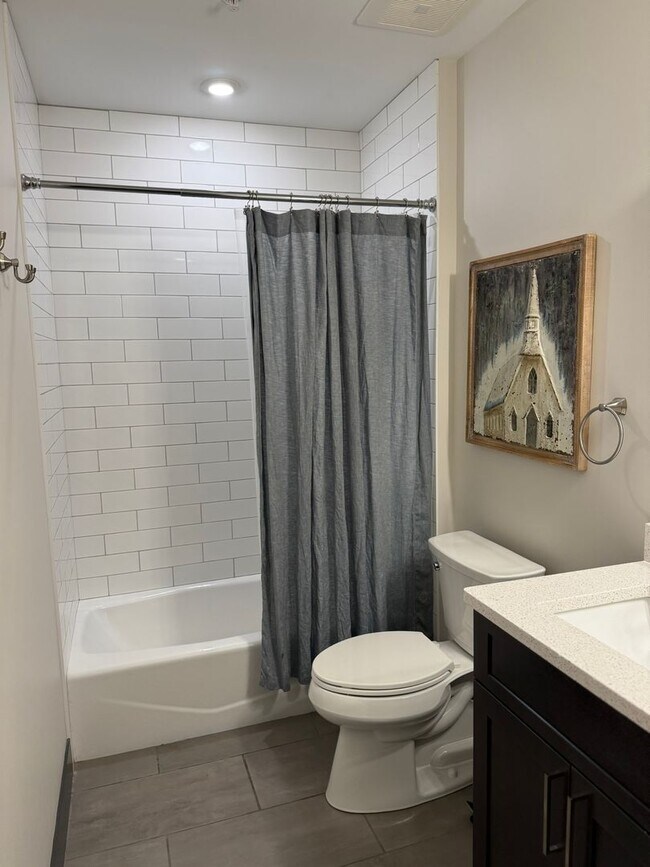 Building Photo - 100 Quartz Knl