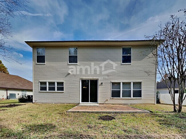 Building Photo - 304 N Hidden Tree Dr