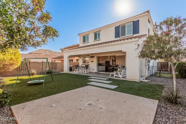 Building Photo - SFH 4-3 with splashpad and beautiful outdoor living