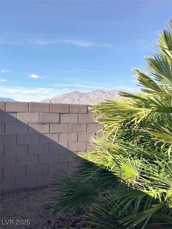 Building Photo - 6828 Woodland Vase Ct