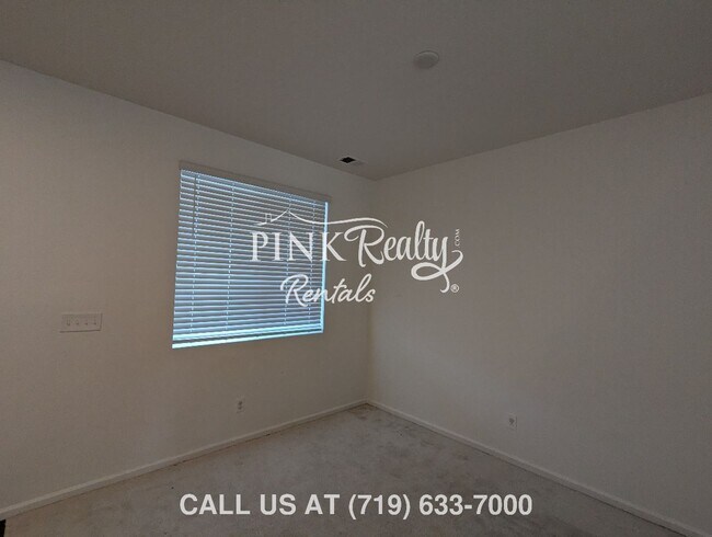 Building Photo - 8021 Buffalo Horn Dr