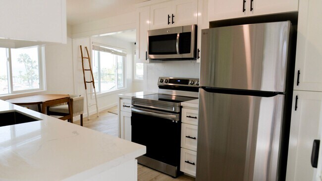 Building Photo - 115 Capistrano Ln