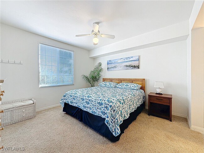 Building Photo - 6691 Estero Blvd