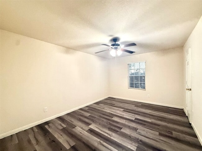 Building Photo - 19302 Juniper Vale Cir