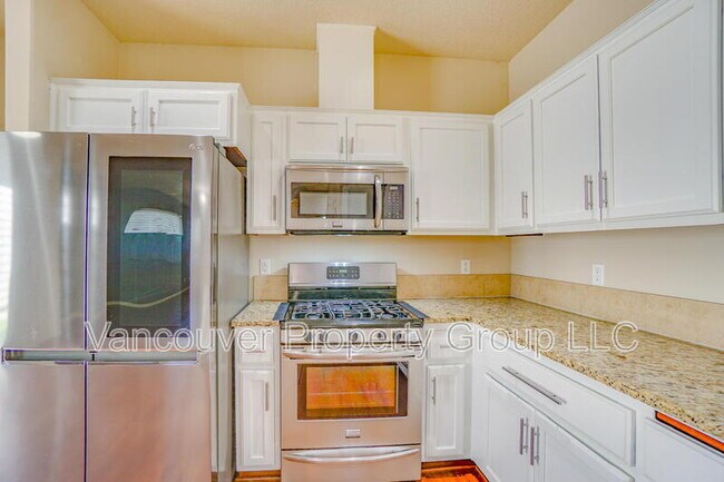 Building Photo - 2645 NE 87th Ave