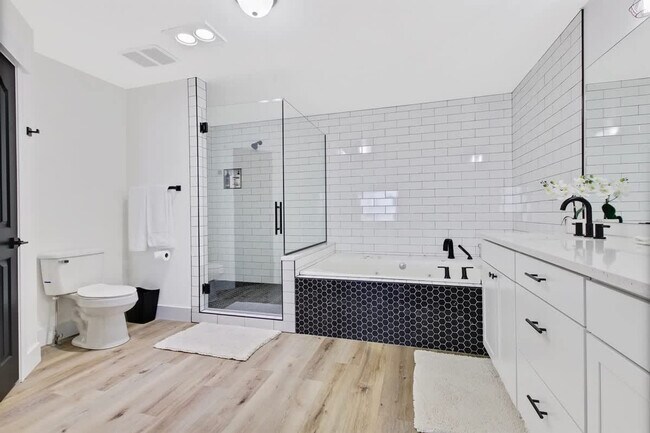 Building Photo - 4611 S Merrivale Pl