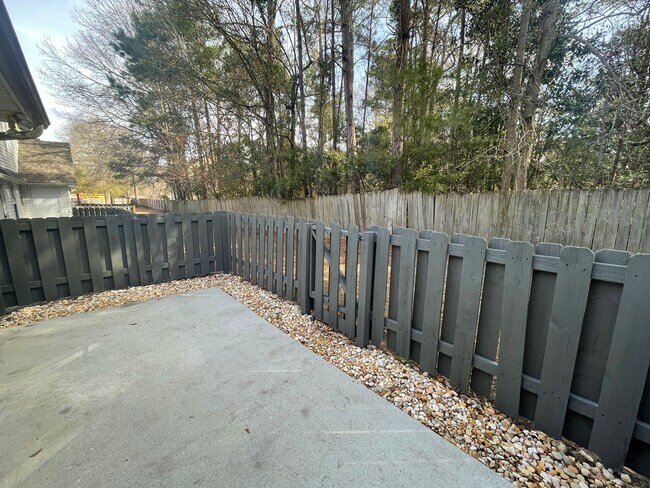 Building Photo - 316 St Rosea Rd