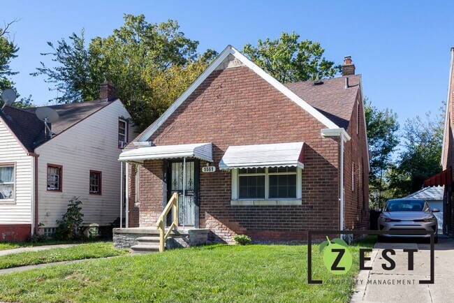 Primary Photo - BEAUTIFUL 3 BED HOME