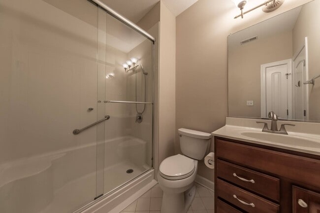 Building Photo - Golf course views in Braemar Creek 3 beds