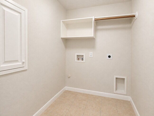Building Photo - 2119 Hawthorne Brook Ln