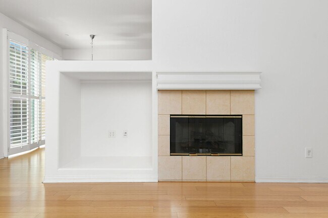 Building Photo - Paseo del Sol Charmer with Private Yard and Community Pool