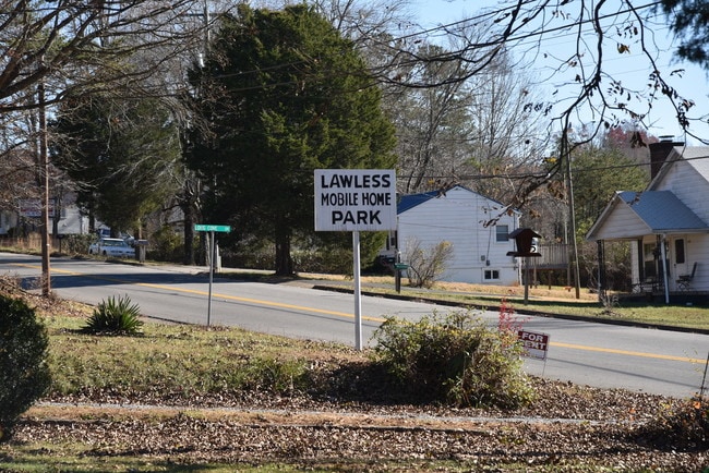 Building Photo - Lawless Mobile Home Park