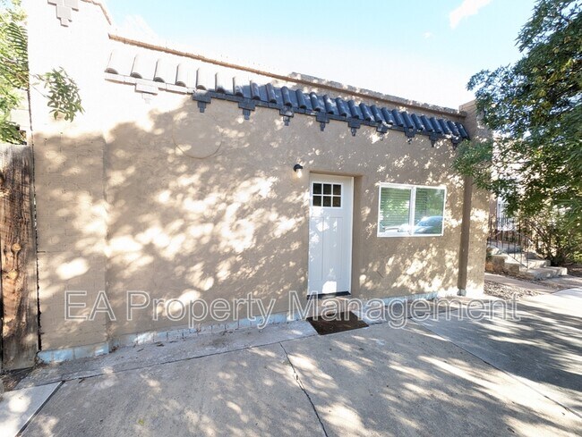 Building Photo - 810 13th St NW