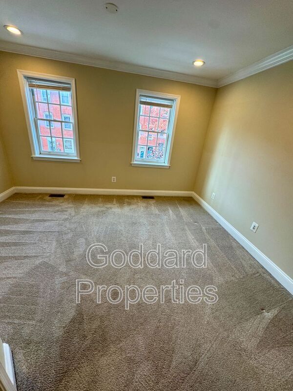 Building Photo - 407 S Wolfe St