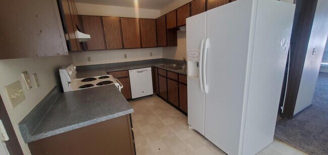 Building Photo - 906 Hersinger Pl