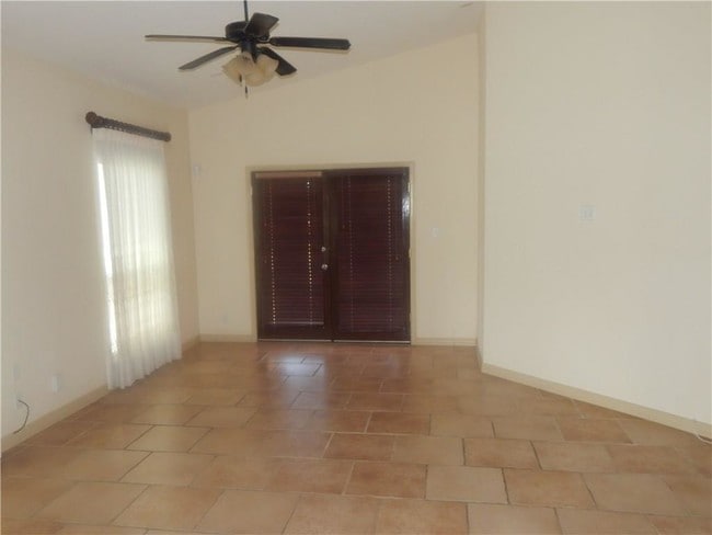 Building Photo - 353 Resler Ridge Dr