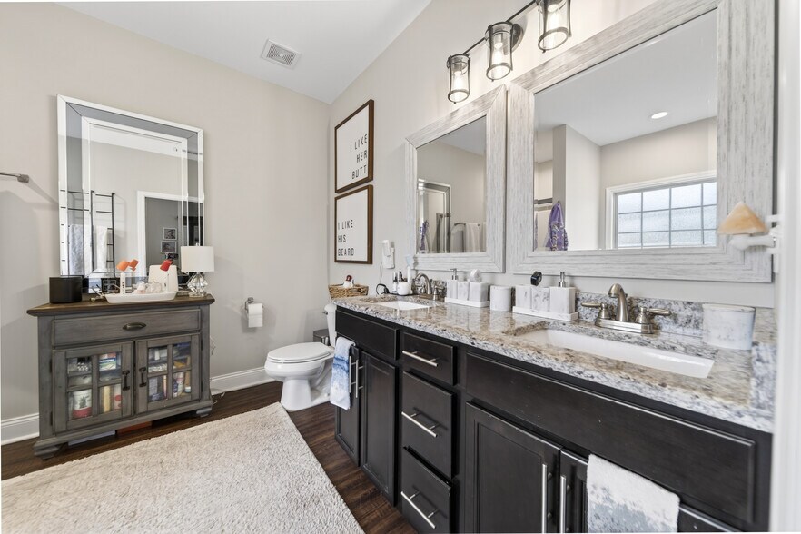 Building Photo - 163 Gabriella Ct