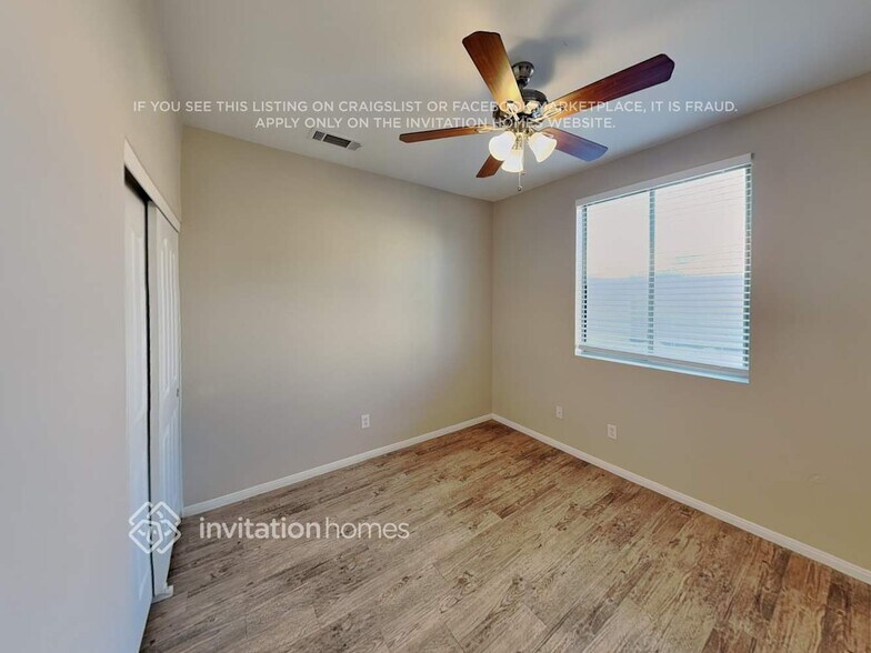 Building Photo - 7394 Longhorn Lodge Ave