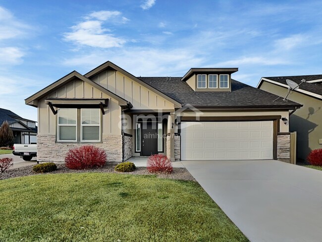 Building Photo - 94 E Sicily Dr