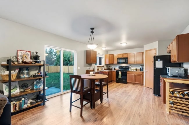 Building Photo - 16522 Mimosa Ct SE