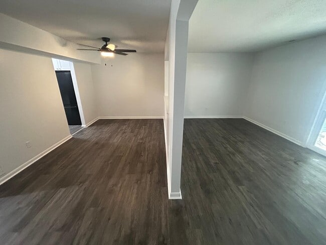 Building Photo - 407 Longleaf Rd