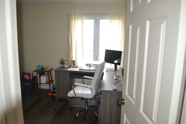 Building Photo - 2013 Ammer Ridge Ct