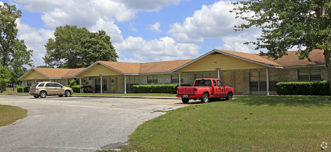 Building Photo - Verndale Apartments