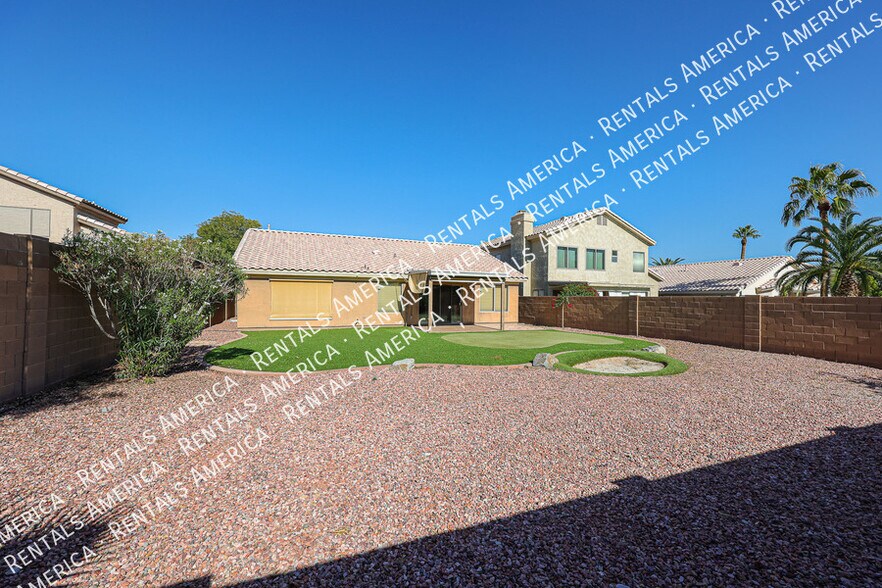 Building Photo - 4647 E Lavender Ln