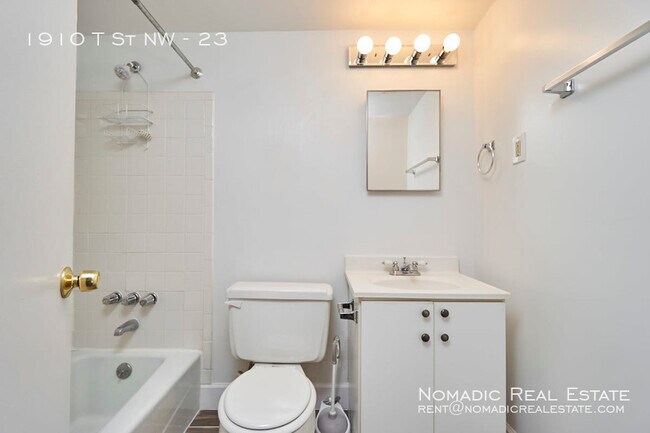 Building Photo - 1910 T St NW