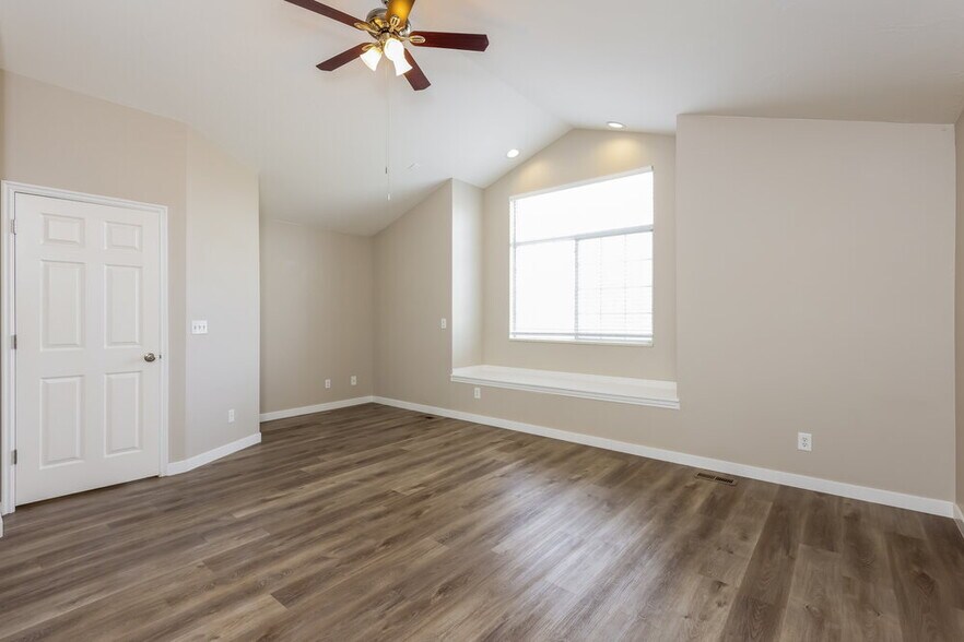 Building Photo - 2269 Bennion Heights Cir