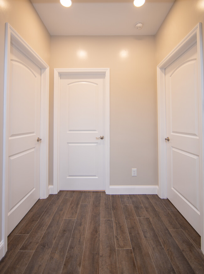 Building Photo - 6508 Sharpsburg Pike