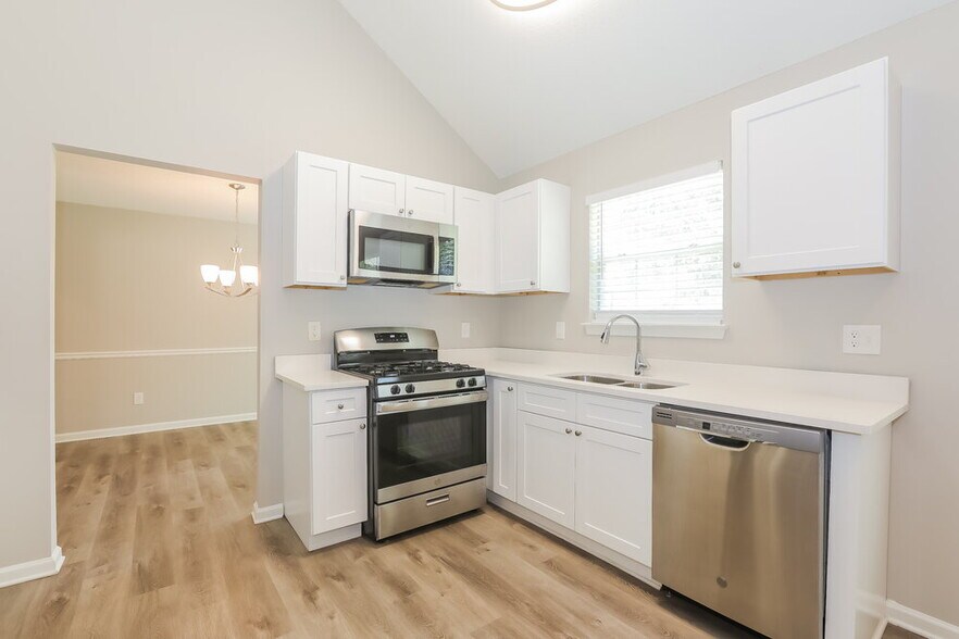 Building Photo - 6099 Idlewood Pass