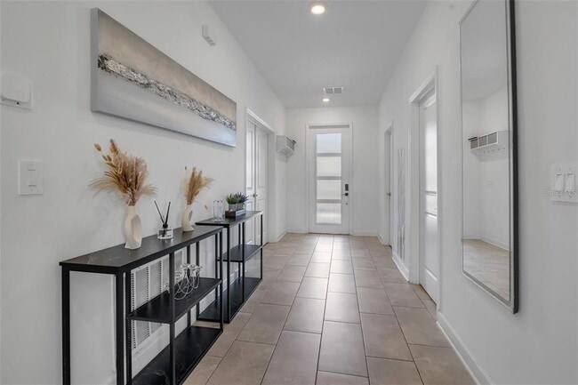 Building Photo - 9084 Sommerset Hills Dr