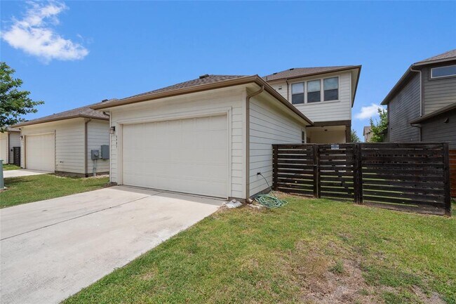 Building Photo - 6907 Idea Rd