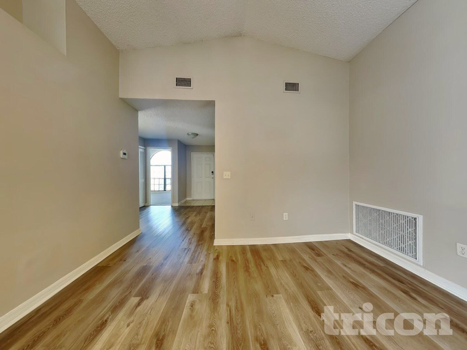 Building Photo - 914 Whisper Lake Dr